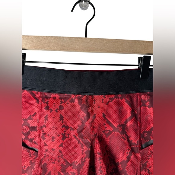 Lululemon What The Sport Shorts 4 Ziggy Snake Red Tide Cranberry - Picture 5 of 8